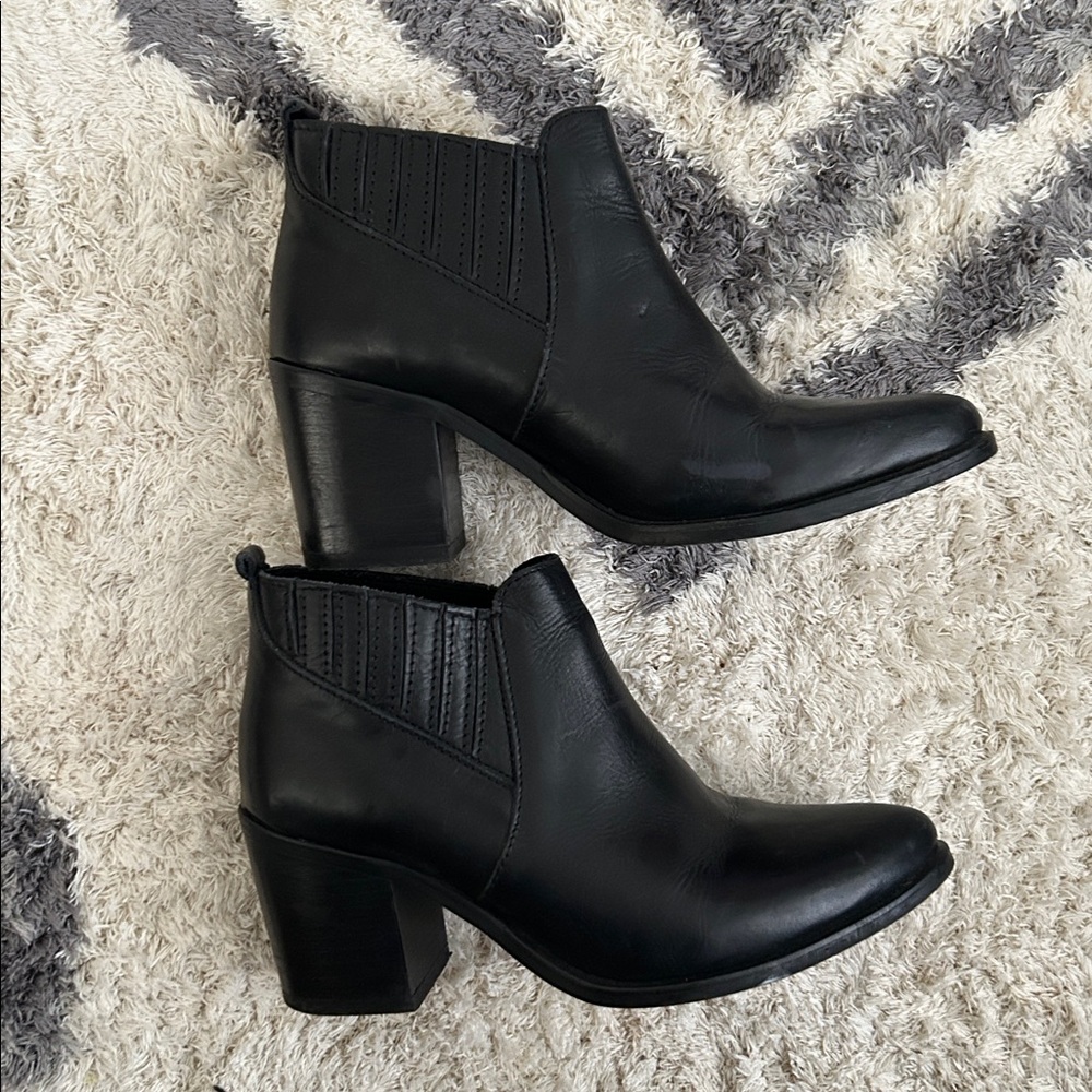 Steve Madden Black Ankle Boots